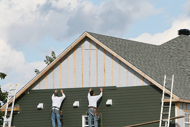 Professional Emergency Siding Repair technician working in Dayton, NJ